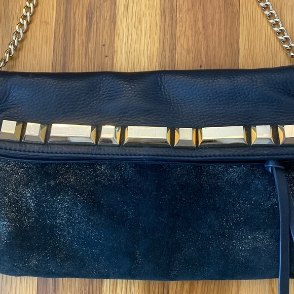 Vince Camuto Women’s Black and Gold Shoulder Bag OS - Picture 2 of 8